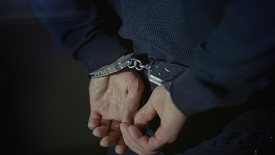 Pesinetron Peras Pacar Gay Puluhan Juta, Duitnya Dipakai buat Apa?